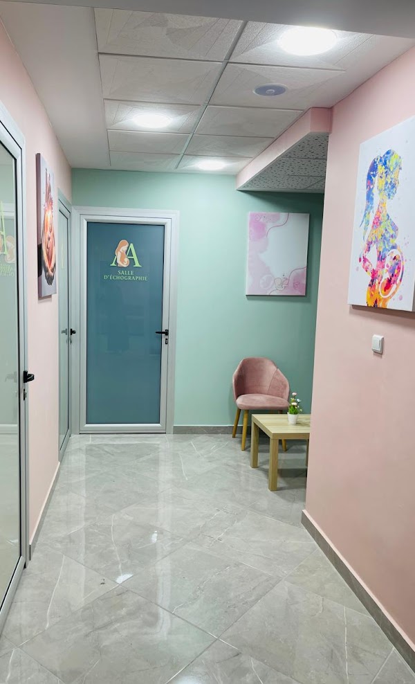 Couloir et espace d'attente du cabinet